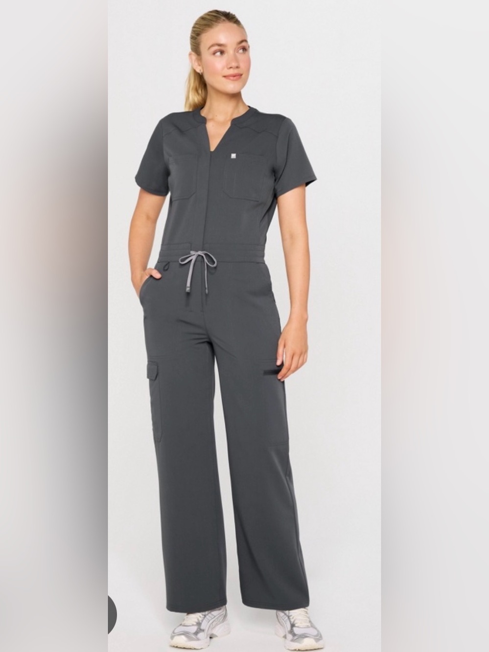 Fabletics Women’s Onyx Empower Wide Leg Scrub Jumpsuit Small